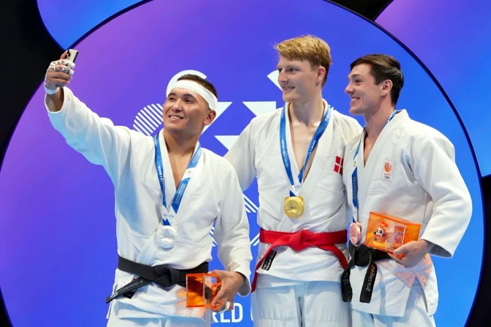 为成都世运, om 为成都世运, om