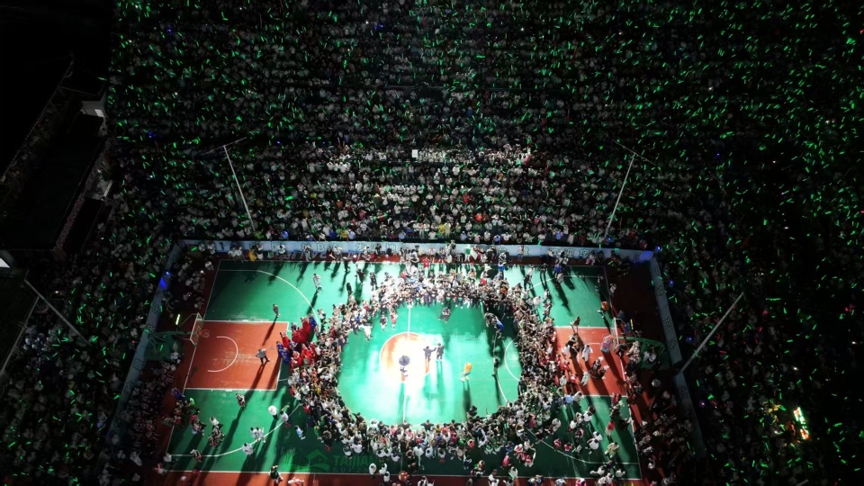 激励了不少, 台盘村, 来源